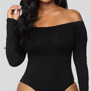 Fashion Nova Black Off-Shoulder Bodysuit Size Small